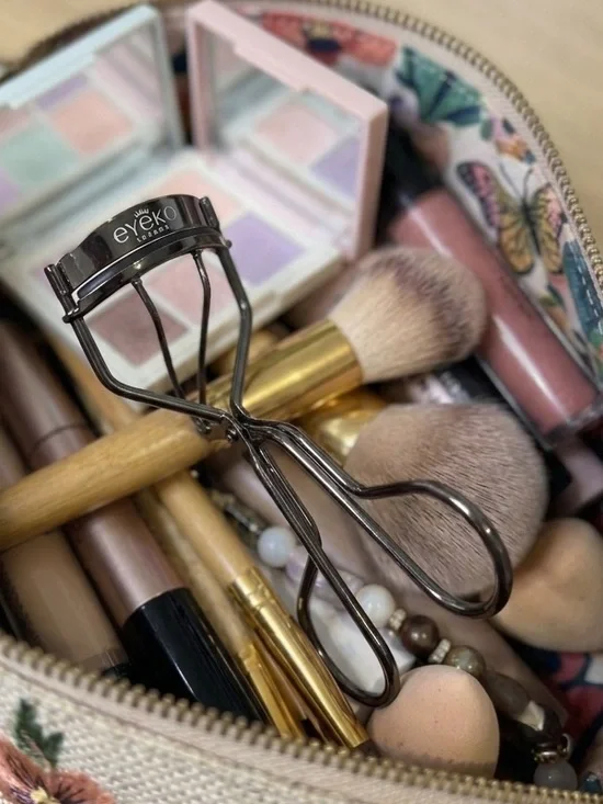 Eyeko Eyelash Curler - Picture 2 of 6